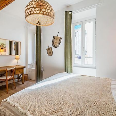 Ciotat Colada Beau Duplex Atypique A 50 M Du Port Classe 3 Etoiles La Ciotat Exterior photo