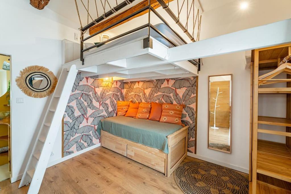 Ciotat Colada Beau Duplex Atypique A 50 M Du Port Classe 3 Etoiles La Ciotat Exterior photo