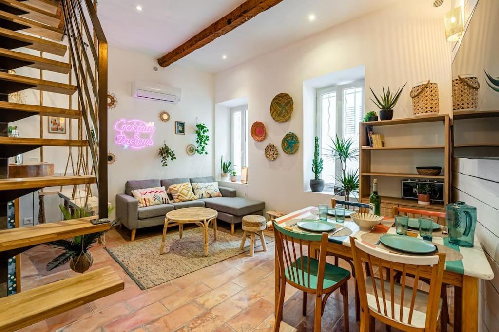 Ciotat Colada Beau Duplex Atypique A 50 M Du Port Classe 3 Etoiles La Ciotat Exterior photo